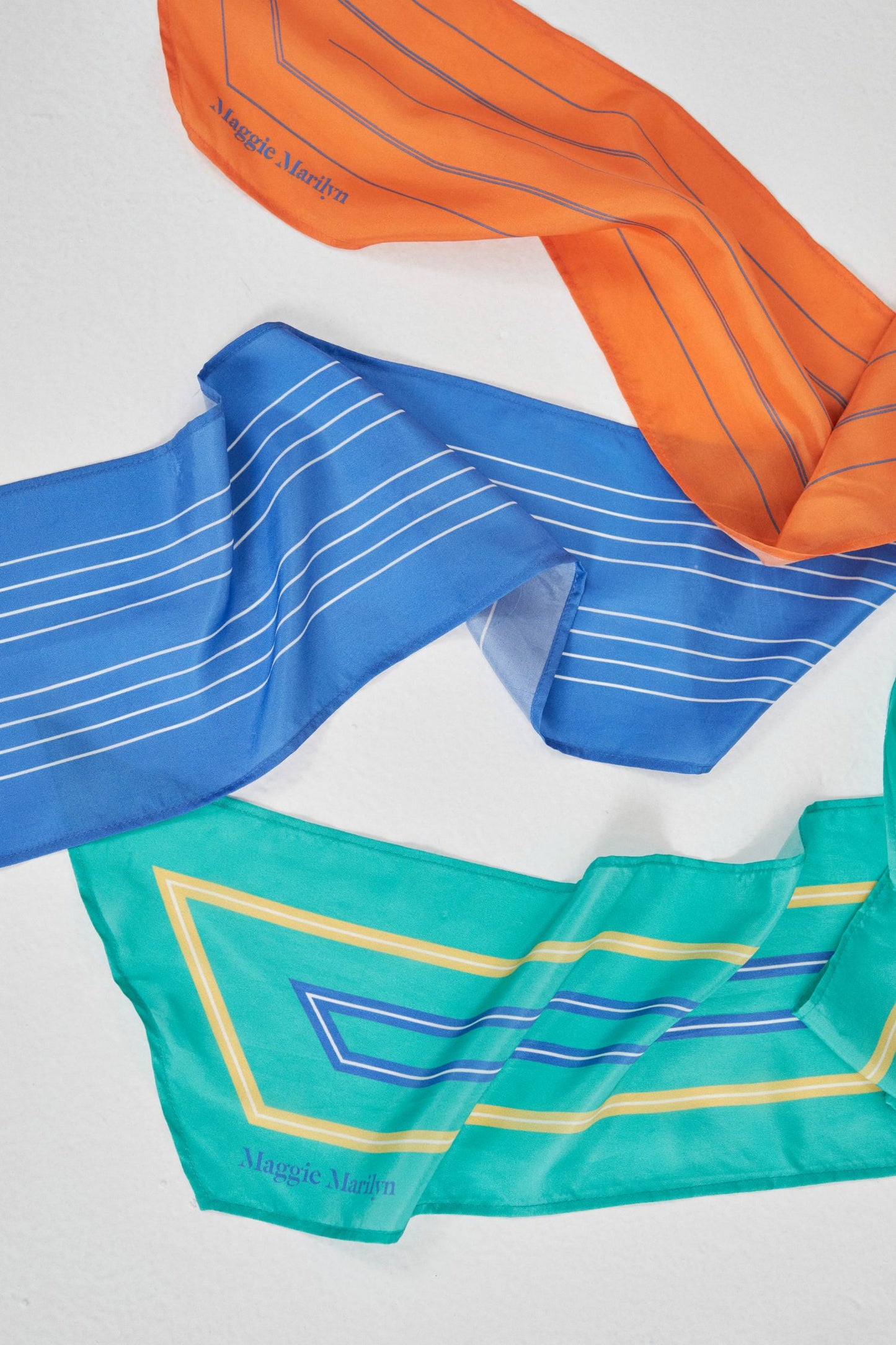 Tie Scarf Lawn Chair Stripe