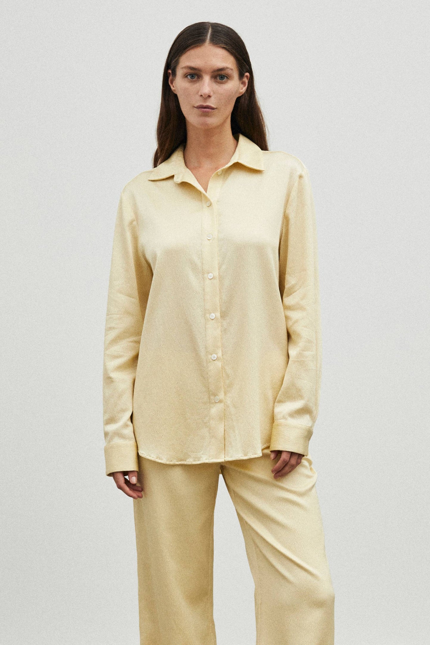 Easy To Love Shirt Panna Cotta