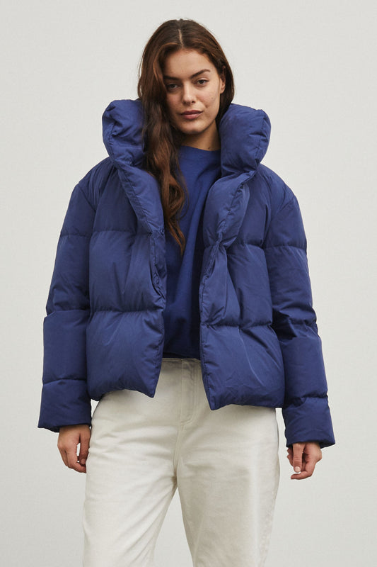 The Beyond Puffer™ Navy