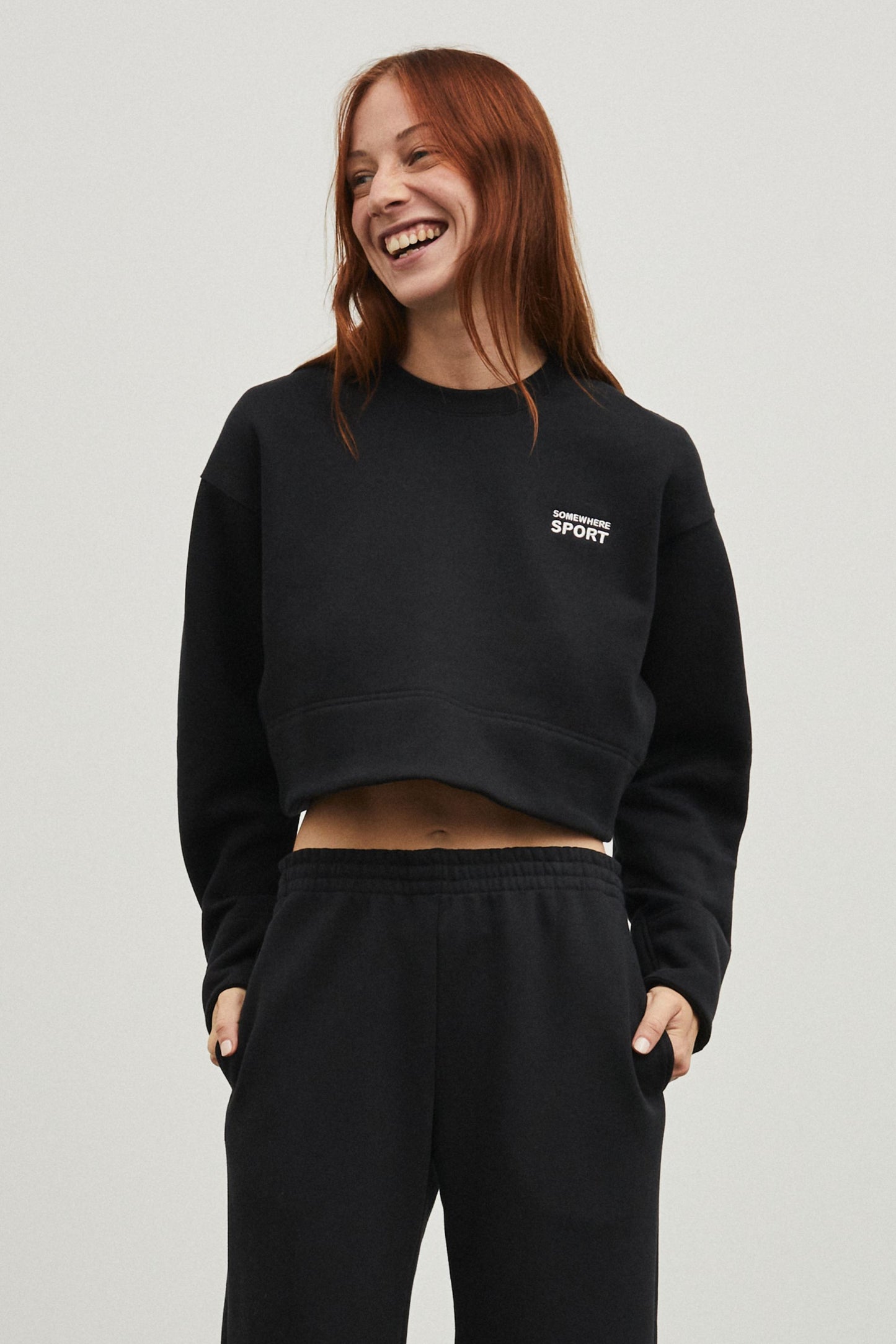 Cropped Crew Neck Sweatshirt Black